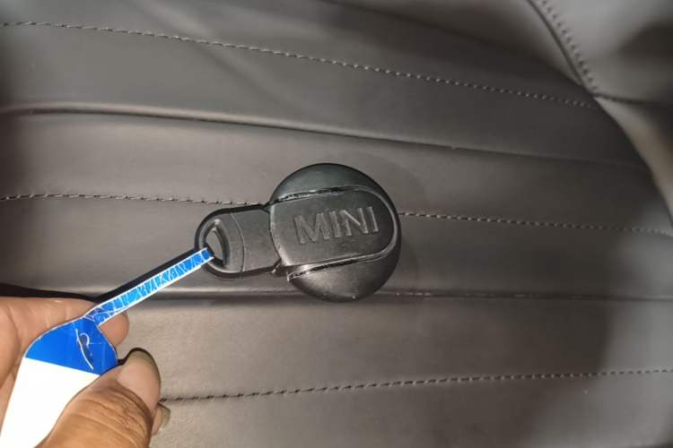 Used MINI 2023 Revised 2.0T COOPER S CABRIO Artist Vehicle Key