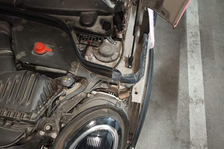 Used MINI 2023 Updated 1.5T COOPER Artist Engine Bay Left