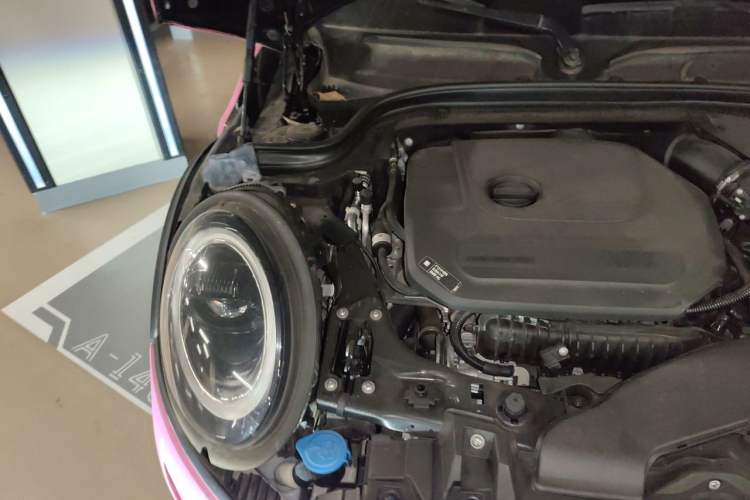 Used MINI 2023 Updated 1.5T COOPER Artist Engine Bay Right
