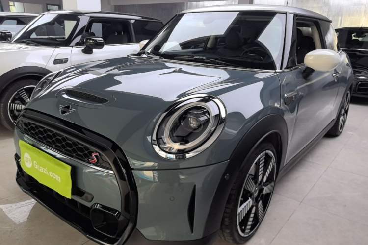 Used MINI 2023 2.0T COOPER S Arc Edition Guazi used car, China used car export, Used car for sale, Used cars, Cheapest cars for sale