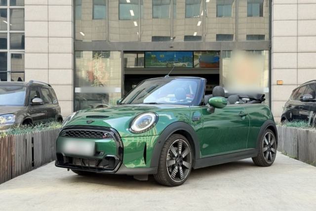 Used MINI 2023 Second Facelift 2.0T COOPER S CABRIO Artist