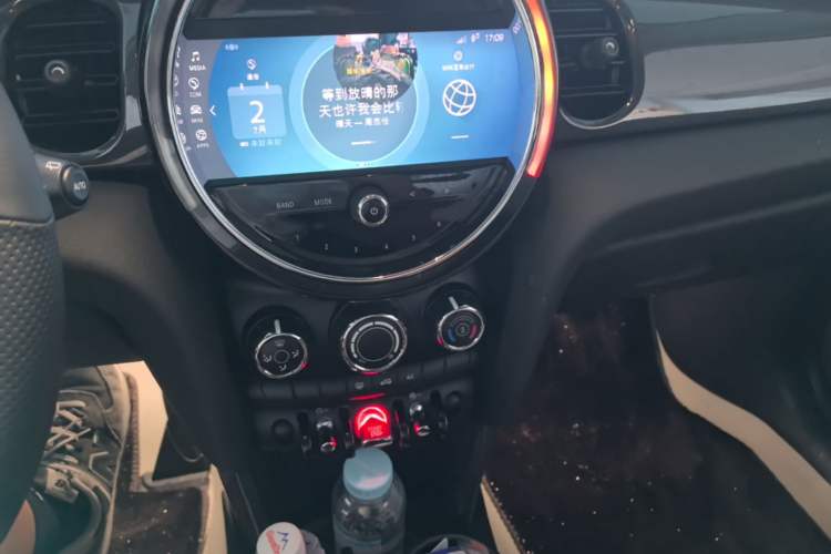 Used MINI 2023 1.5T ONE Audio And AC Panel