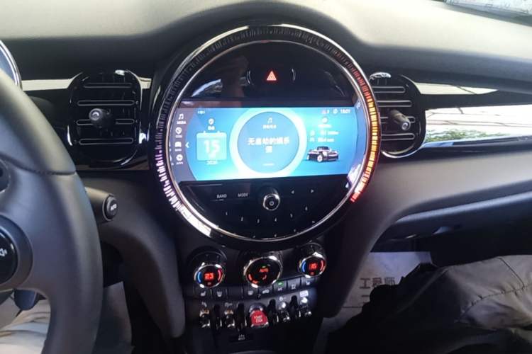 Used MINI 2023 Second Facelift 2.0T COOPER S CABRIO Artist Audio And AC Panel