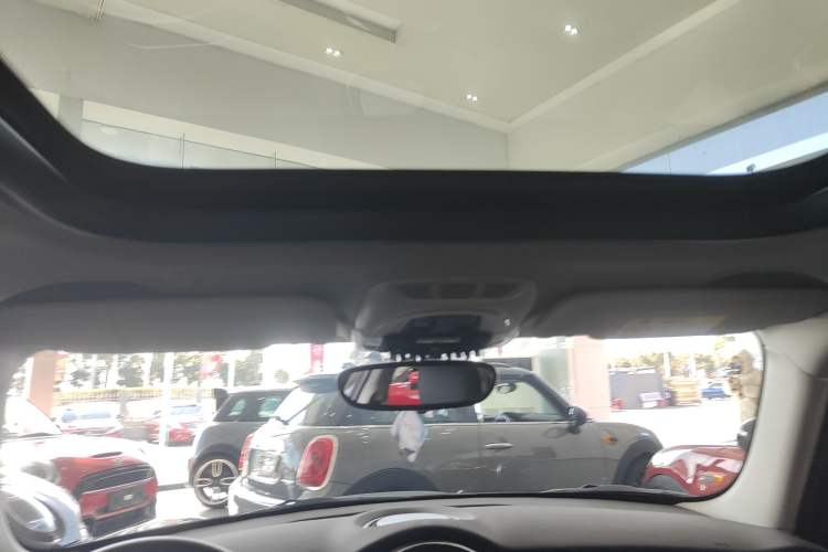 Used MINI 2023 Updated 1.5T COOPER Artist Five-Door Edition Audio And AC Panel