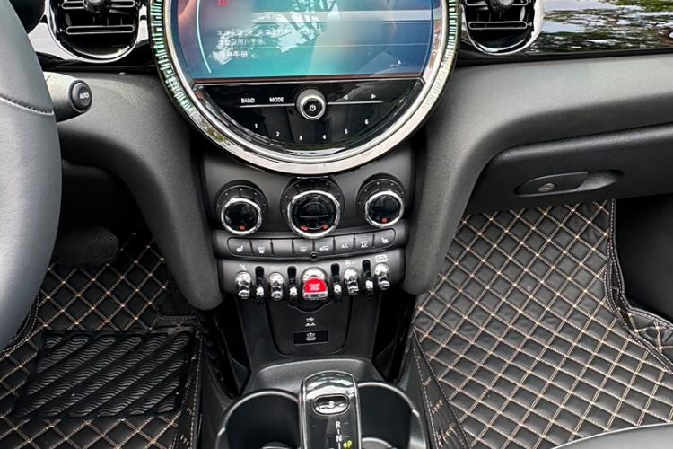 Used MINI 2023 Second Facelift 2.0T COOPER S CABRIO Artist Audio And AC Panel