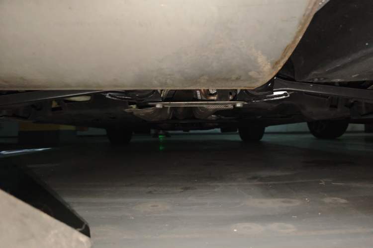 Used MINI 2023 1.5T COOPER Artist Chassis Rear