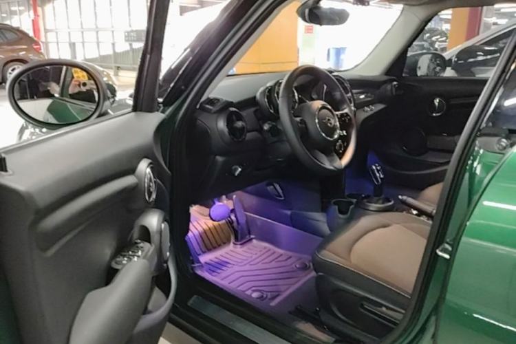 Used MINI 2023 1.5T ONE Five-Door Edition Driver Seat