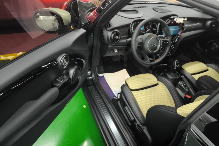 Used MINI 2023 2.0T COOPER S Artist Driver Seat