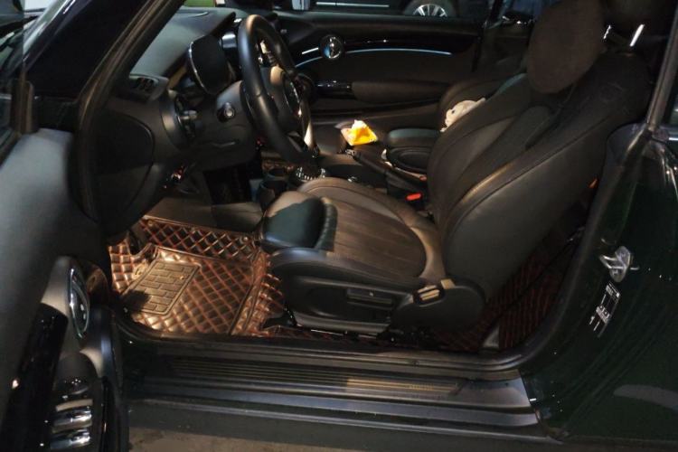 Used MINI 2023 2.0T COOPER S CABRIO Obsession Special Edition Driver Seat