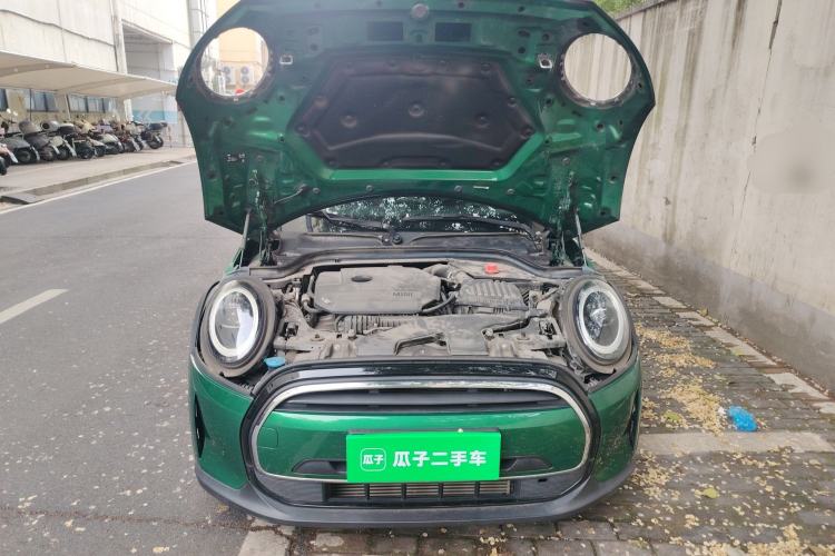 Used MINI 2023 1.5T ONE Five-Door Edition Engine Bay