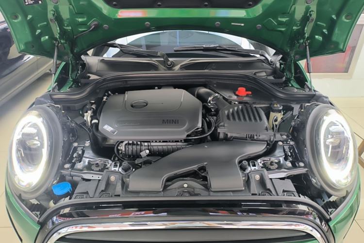 Used MINI 2023 Updated 1.5T COOPER Artist Five-Door Edition Engine Bay