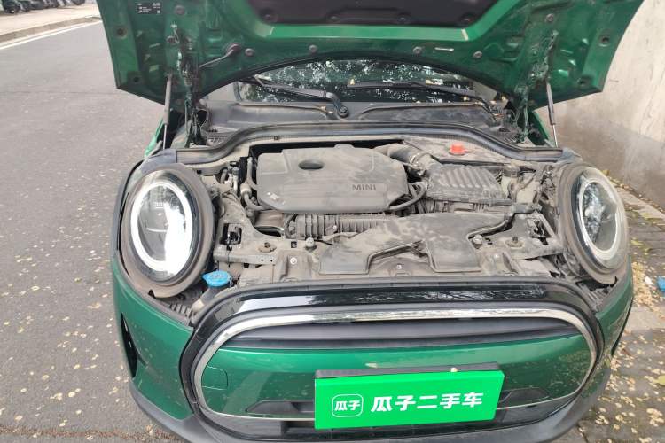 Used MINI 2023 1.5T ONE Five-Door Edition Engine Bay Right