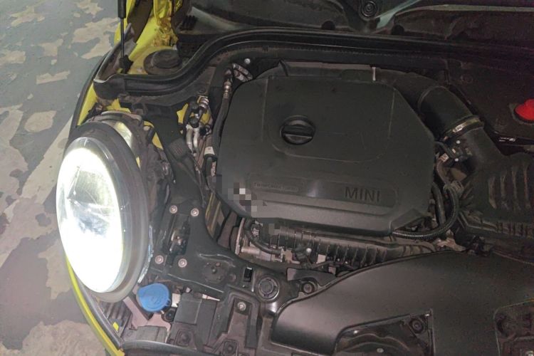 Used MINI 2023 1.5T COOPER Artist Five-Door Edition Engine Bay Right