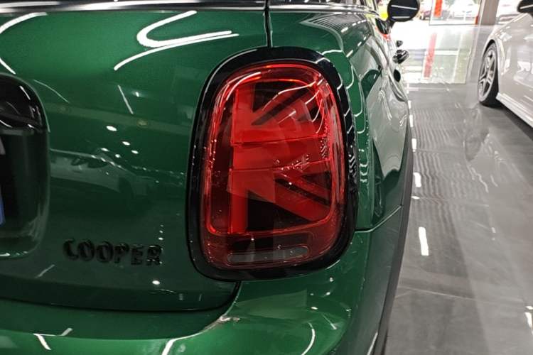 Used MINI 2023 1.5T COOPER Artist Five-Door Edition Exterior 3