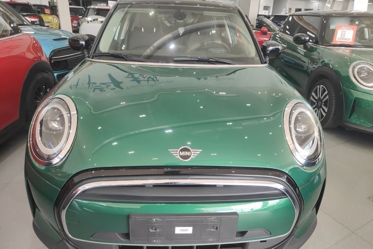 Used MINI 2023 Updated 1.5T COOPER Artist Five-Door Edition Front