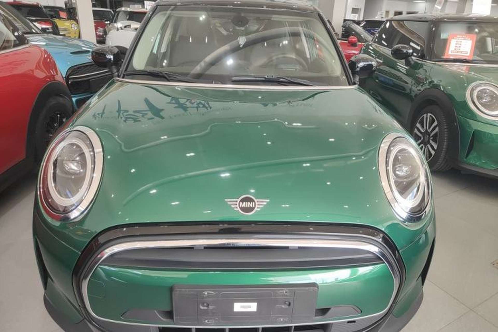 Used MINI 2023 Updated 1.5T COOPER Artist Five-Door Edition Front