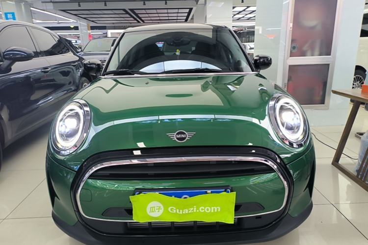 Used MINI 2023 Updated 1.5T COOPER Artist Five-Door Edition Front