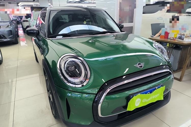 Used MINI 2023 Updated 1.5T COOPER Artist Five-Door Edition Front Right 45 Deg