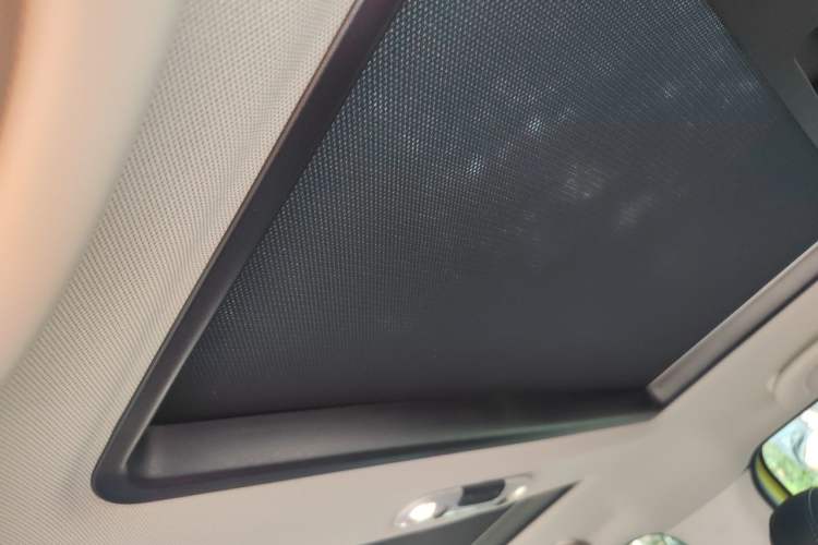 Used MINI 2023 Updated 1.5T COOPER Artist Five-Door Edition Headliner