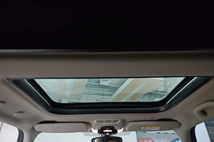 Used MINI 2023 2.0T COOPER S Artist Headliner