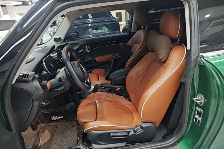Used MINI 2023 2.0T COOPER S Artist Left Front Seat