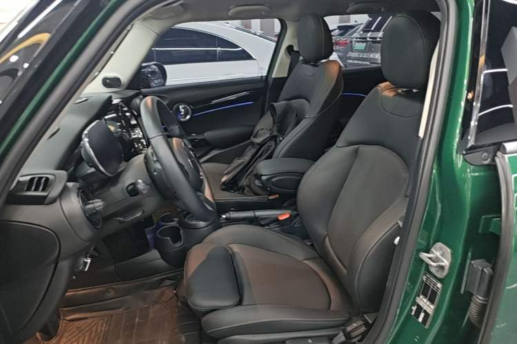Used MINI 2023 1.5T COOPER Artist Five-Door Edition Left Front Seat