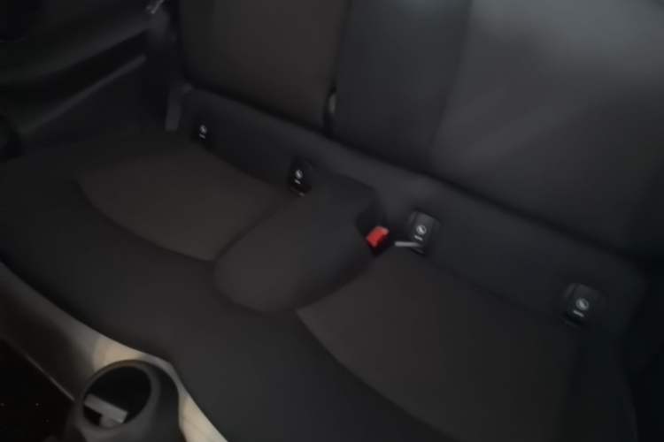 Used MINI 2023 1.5T ONE Left Rear Seat