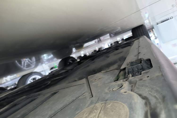 Used MINI 2023 Updated 1.5T COOPER Artist Five-Door Edition Left Side Sill