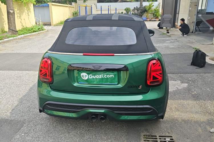 Used MINI 2023 Second Facelift 2.0T COOPER S CABRIO Artist Rear