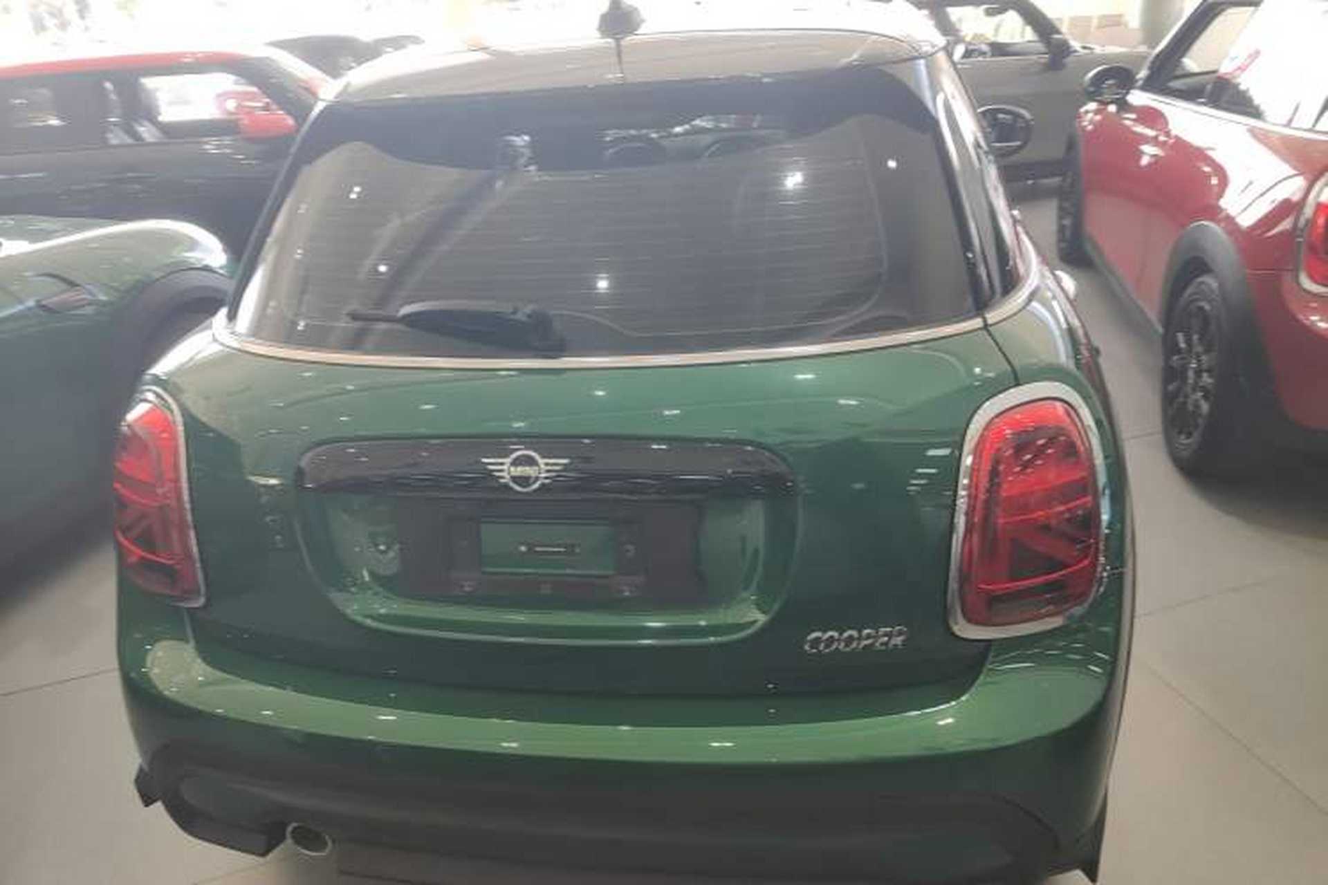 Used MINI 2023 Updated 1.5T COOPER Artist Five-Door Edition Rear