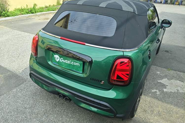 Used MINI 2023 Second Facelift 2.0T COOPER S CABRIO Artist Rear Right 45 Deg