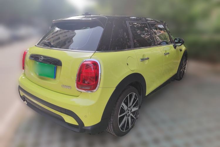 Used MINI 2023 Updated 1.5T COOPER Artist Five-Door Edition Rear Right 45 Deg