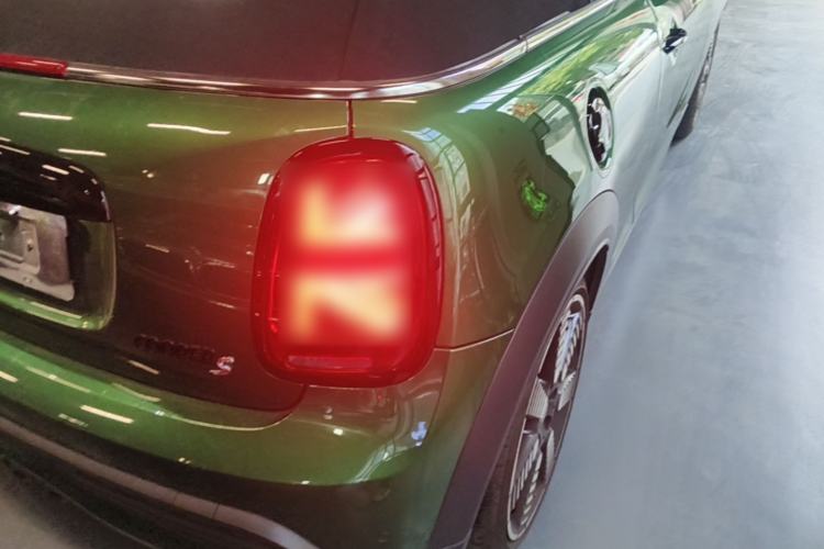 Used MINI 2023 Second Facelift 2.0T COOPER S CABRIO Artist Right Rear Taillight