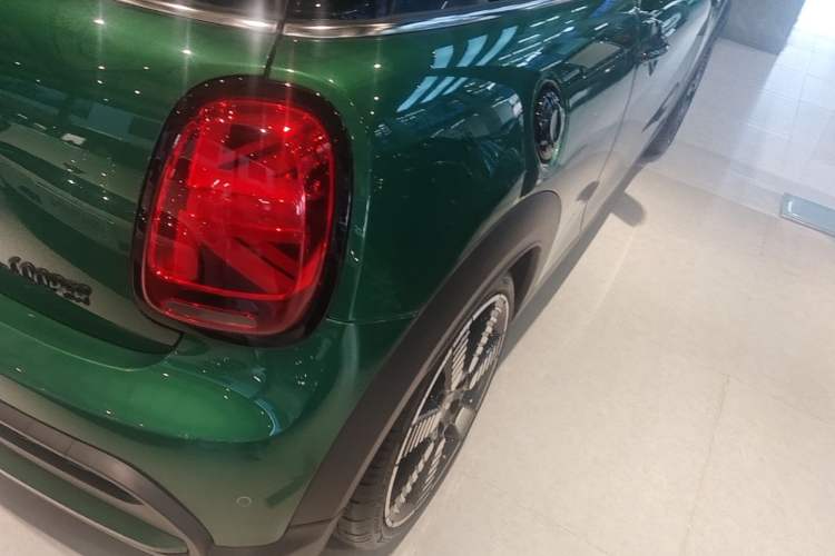 Used MINI 2023 Updated 2.0T COOPER S Artist Right Rear Taillight