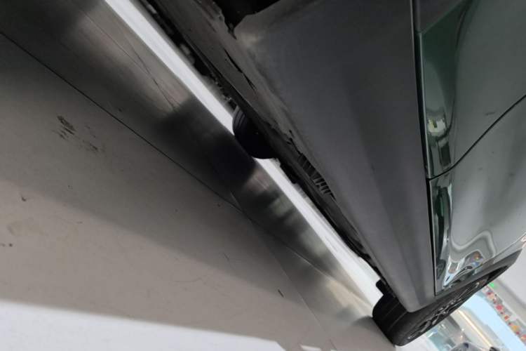 Used MINI 2023 1.5T ONE Right Side Sill