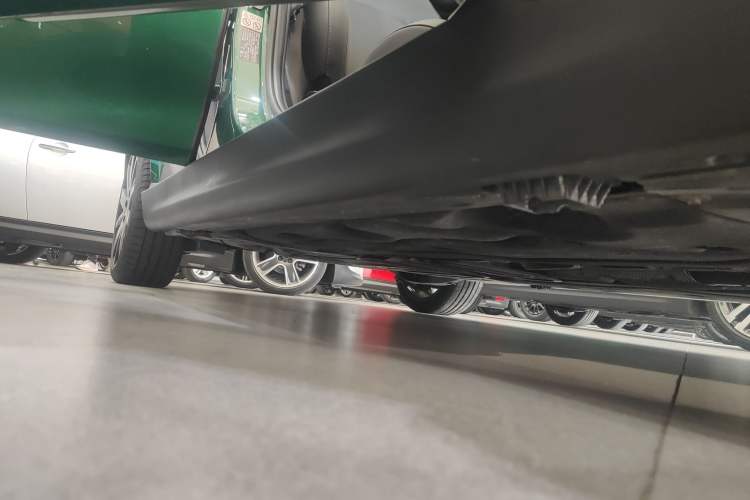 Used MINI 2023 Updated 1.5T COOPER Artist Five-Door Edition Right Side Sill