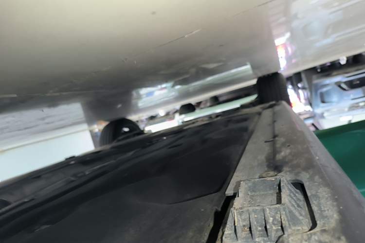 Used MINI 2023 Updated 1.5T COOPER Artist Five-Door Edition Right Side Sill