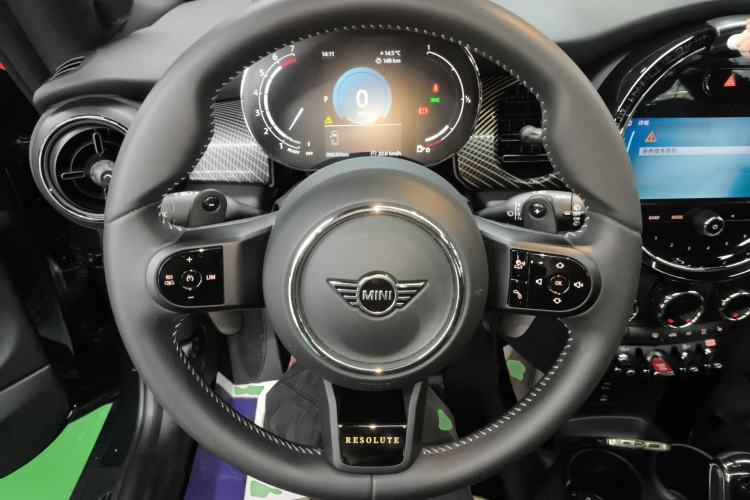 Used MINI 2023 2.0T COOPER S Artist Steering Wheel