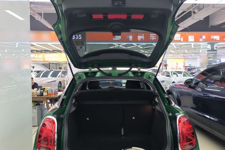 Used MINI 2023 Updated 1.5T COOPER Artist Five-Door Edition Trunk