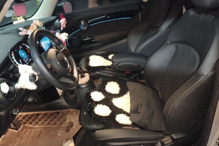 Used MINI 2023 Updated 1.5T COOPER Artist Left Front Seat