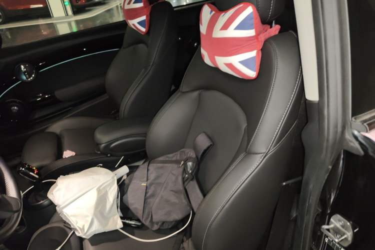Used MINI 2023 Updated 1.5T COOPER Artist Left Rear Seat