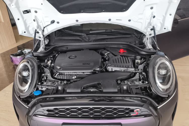 Used MINI 2023 Updated 2.0T COOPER S Artist Engine Bay