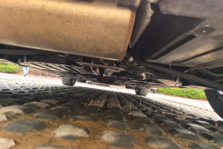 Used MINI 2023 1.5T ONE Five-Door Edition Chassis Rear