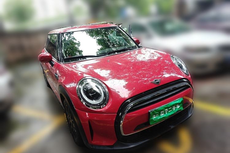 Used MINI 2023 1.5T ONE Front Right 45 Deg