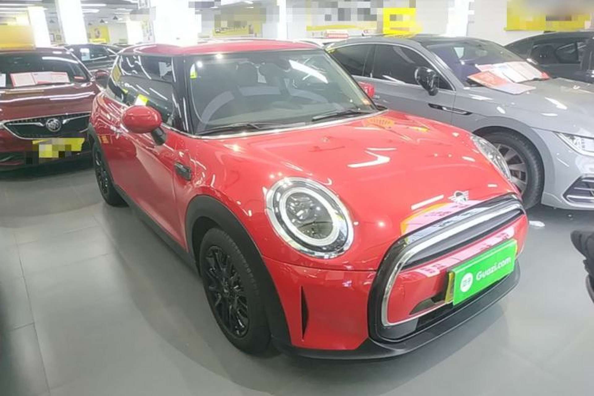 Used MINI 2023 1.5T ONE Front Right 45 Deg