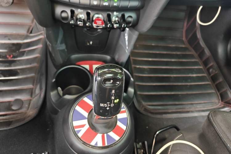 Used MINI 2023 1.5T ONE Gear Lever
