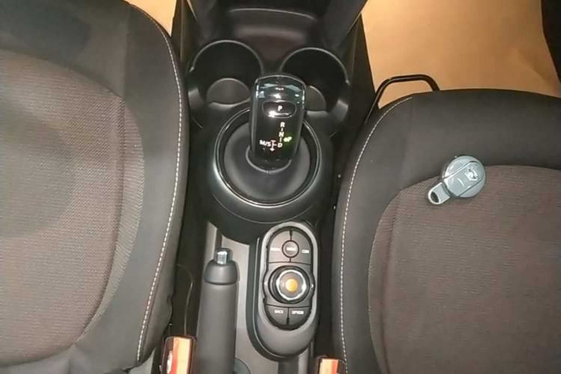 Used MINI 2023 1.5T ONE Gear Lever