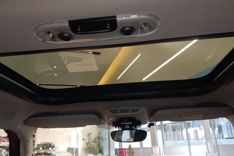Used MINI 2023 1.5T ONE Five-Door Edition Headliner