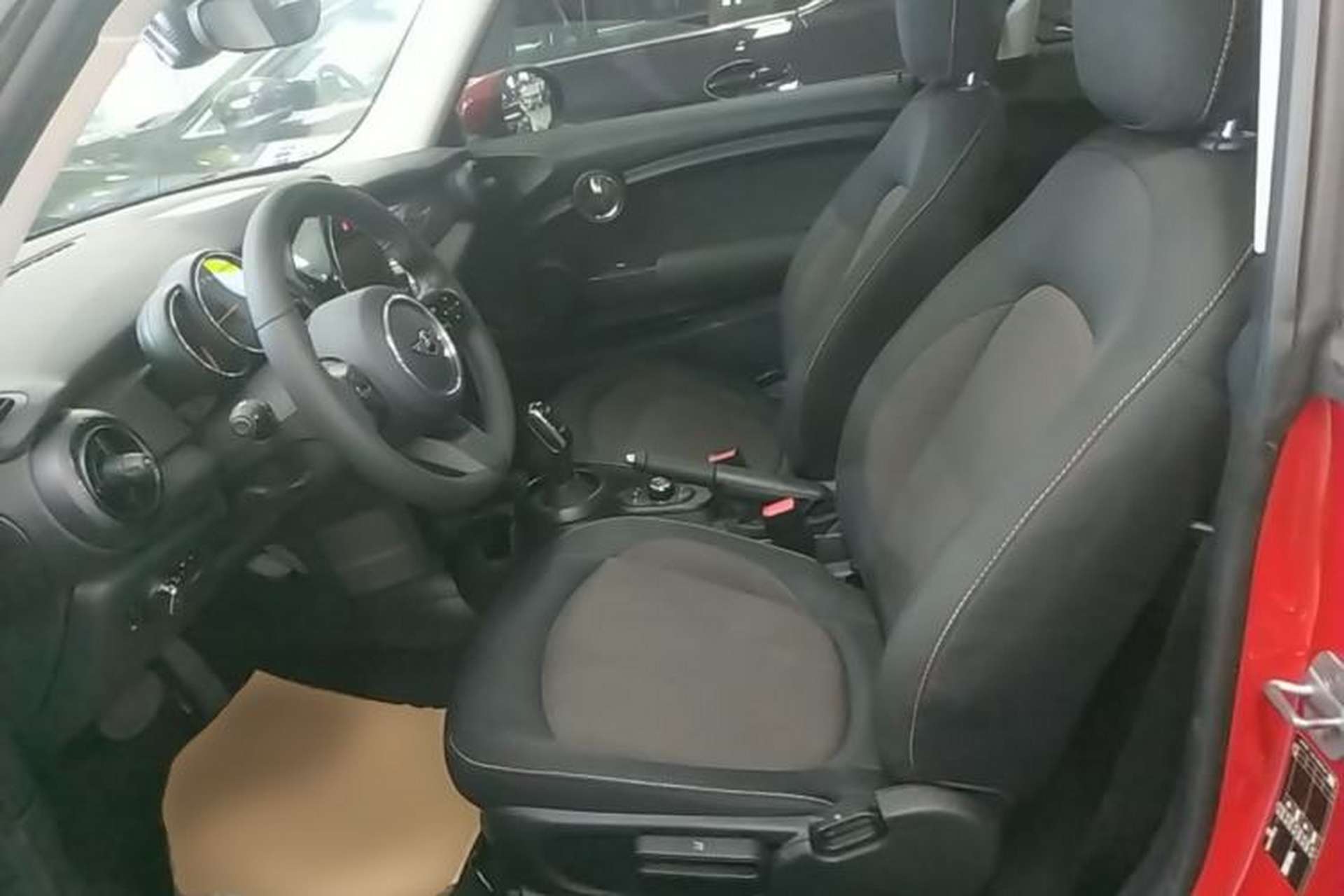 Used MINI 2023 1.5T ONE Left Front Seat