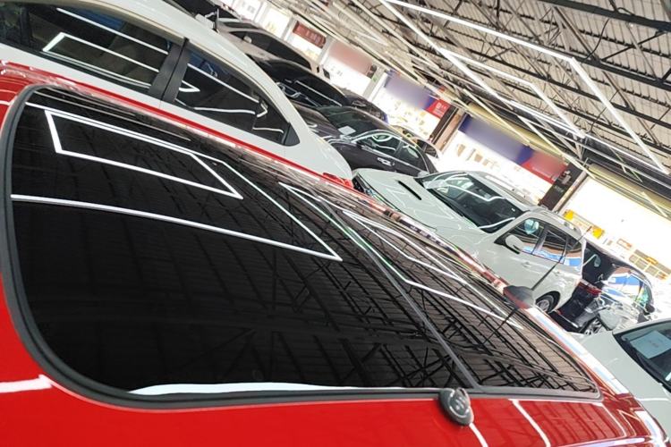 Used MINI 2023 1.5T ONE Five-Door Edition Roof